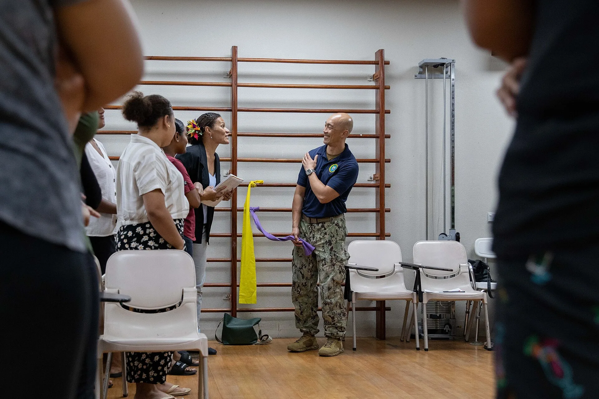 SUVA, Fiji (Nov. 6, 2023) – Lt. Cmdr. Yui Wong, Pacific Partnership 2023 physical therapist, acts out a patient scenario with physical therapy students at Fiji National University’s College of Medicine, Nursing and Health Sciences, Nov. 6. Now in its 18th year, Pacific Partnership is the largest ann. How a physical therapy business hires people it can count on for a small operation
